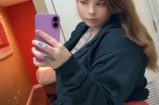 LAST NIGHT HERE 4'10 and petite 🫶🏼 til SUNDAY dont miss me! 😘INCALLS🫶🏼be ready to cum 😉 - Image 7